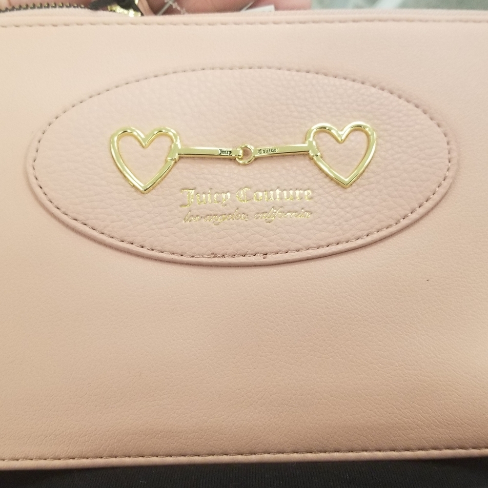 Blush heart to heart juicy couture clutch